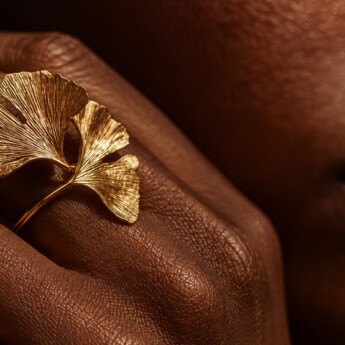 Van Cleef & Arpels Unveils New High Jewelry Creations Inspired by Nature
